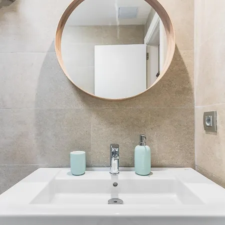 For The Digital Nomads Next To The Διαμέρισμα