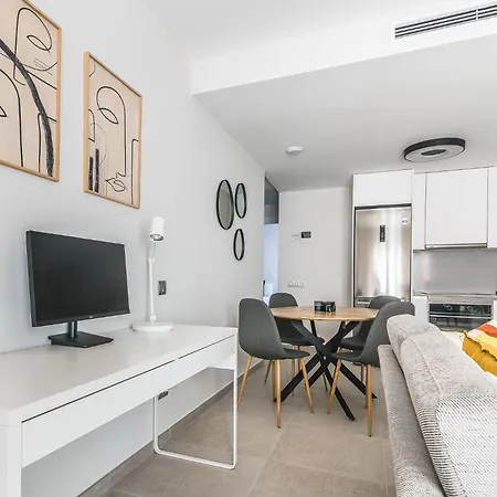 Apartment For The Digital Nomads Next To The